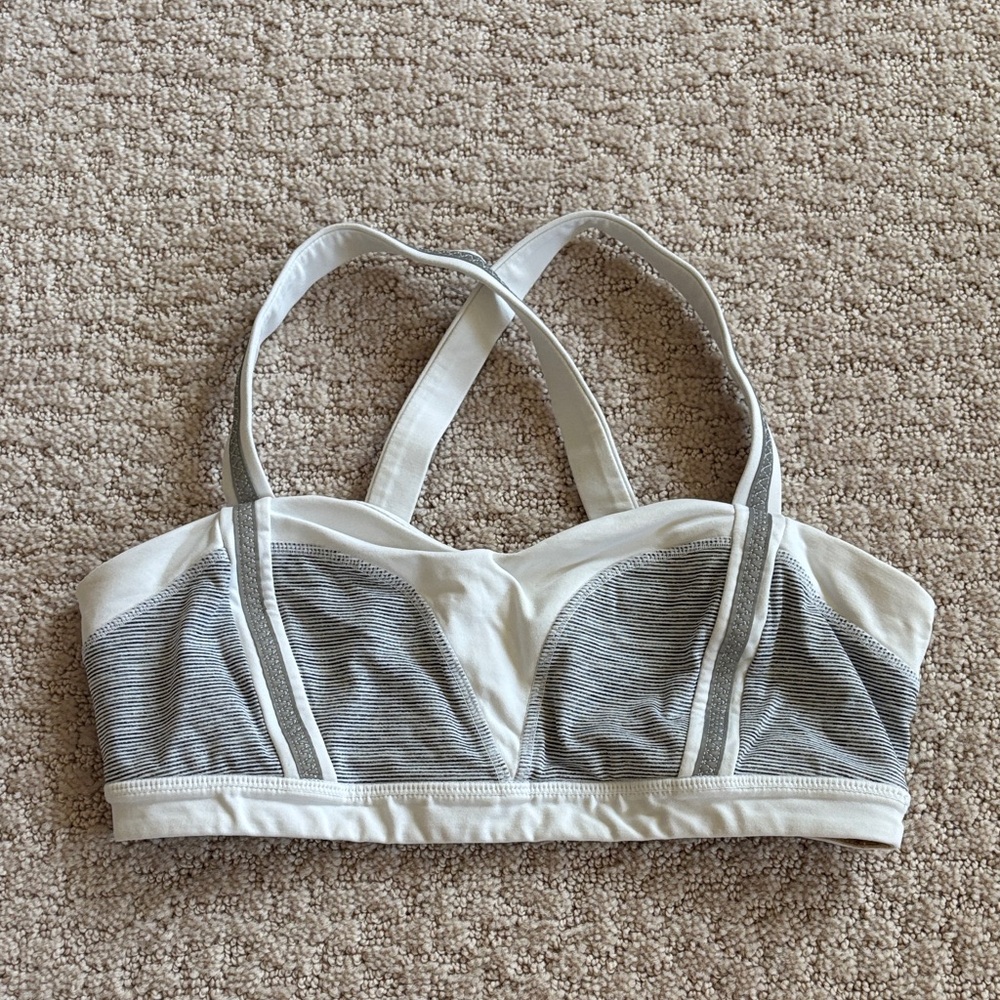 Lulu Lemon sports bra